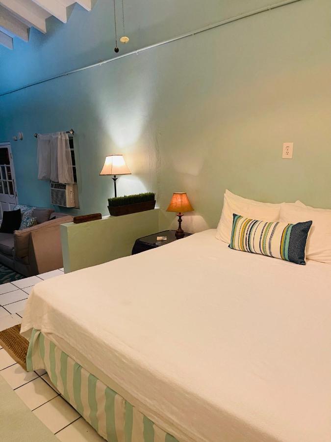 Crown Lotus Lägenhet Christiansted Exteriör bild